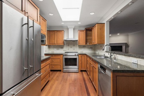 6597 Pinehurst Drive, Vancouver, BC 