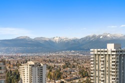 2108-5987 Wilson Avenue Burnaby, BC V5H 0L7