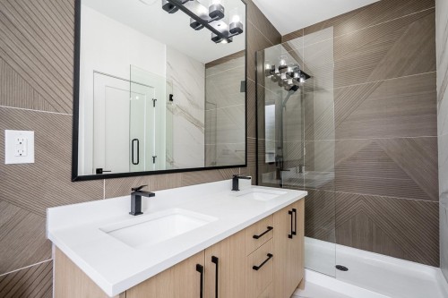 102-957 Edgar Avenue, Coquitlam, BC 