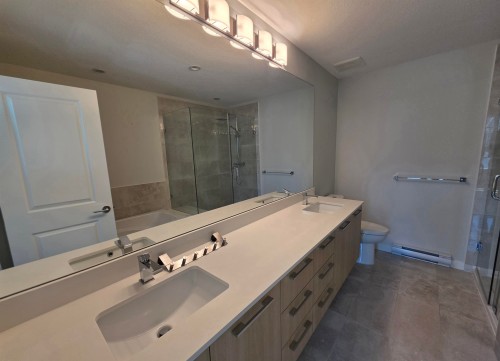 59-5311 Admiral Way, Delta, BC - Indoor Photo Showing Bathroom