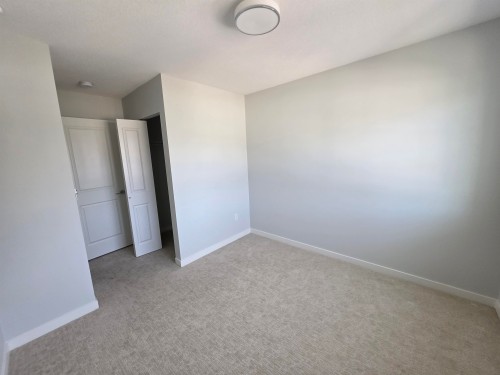 59-5311 Admiral Way, Delta, BC - Indoor Photo Showing Other Room