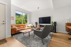 3-307 15th Street E North Vancouver, BC V7L 2R6