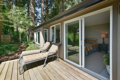 7647 Eureka Place, Halfmoon Bay, BC 