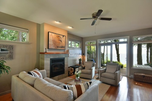 7647 Eureka Place, Halfmoon Bay, BC 