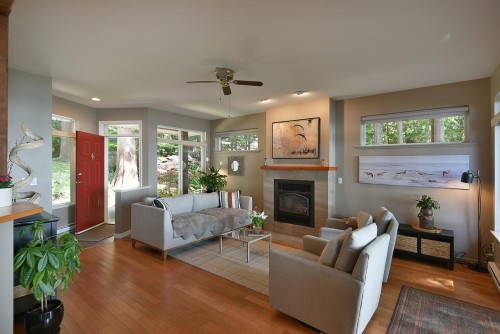 7647 Eureka Place, Halfmoon Bay, BC 