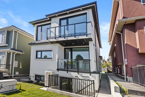 134 63Rd Avenue E, Vancouver, BC 
