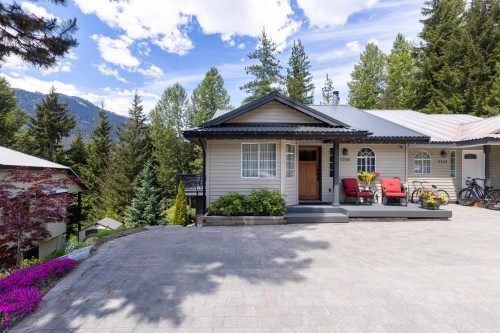 6266 Eagle Drive, Whistler, BC - Outdoor