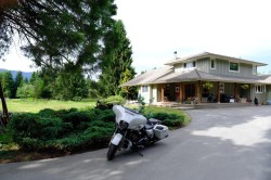 19465 Mcneil Road Pitt Meadows, BC V3Y 1Z1