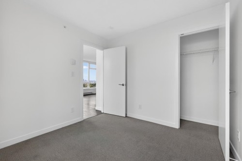 2708-5470 Ormidale St, Vancouver, BC - Indoor Photo Showing Other Room