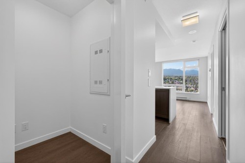 2708-5470 Ormidale St, Vancouver, BC - Indoor Photo Showing Other Room