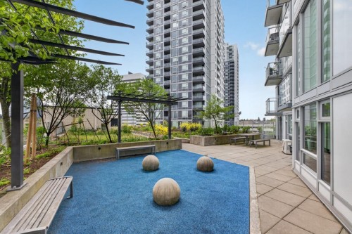 2708-5470 Ormidale St, Vancouver, BC - Outdoor