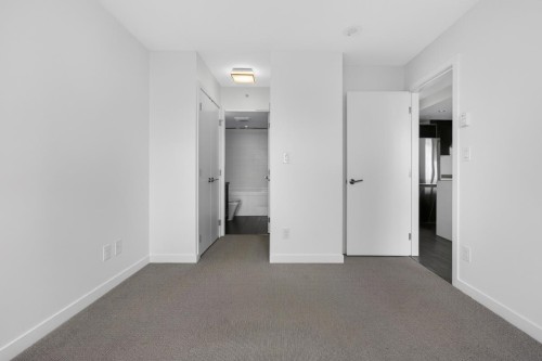 2708-5470 Ormidale St, Vancouver, BC - Indoor Photo Showing Other Room