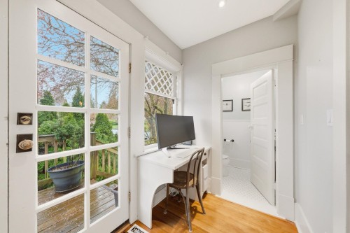 416 Second Street, New Westminster, BC 