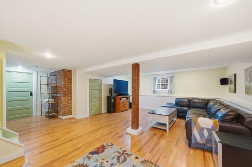 416 Second Street, New Westminster, BC 