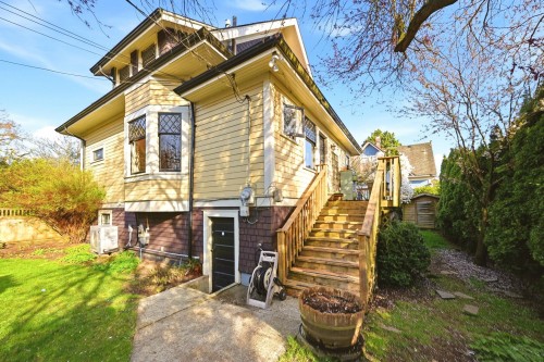 416 Second Street, New Westminster, BC 