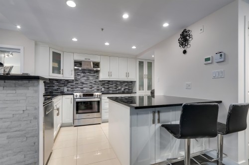 1405 7Th Avenue W, Vancouver, BC 