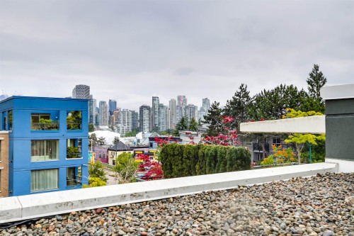 1405 7Th Avenue W, Vancouver, BC 