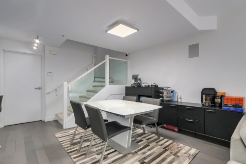 1405 7Th Avenue W, Vancouver, BC 