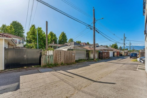 4420 Perry Street, Vancouver, BC 