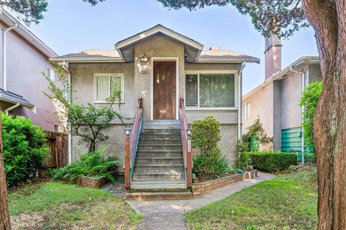 4412 Perry Street, Vancouver, BC 