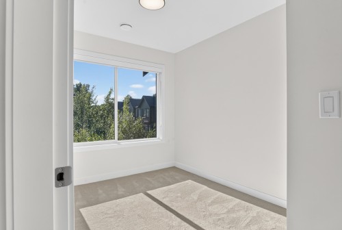 15-4337 Boundary Road, Richmond, BC 