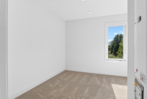 15-4337 Boundary Road, Richmond, BC 