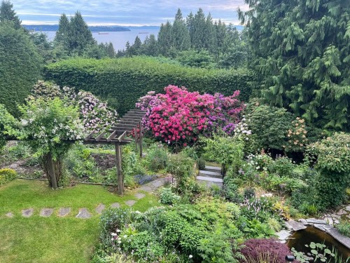 2660 Queens Avenue, West Vancouver, BC 