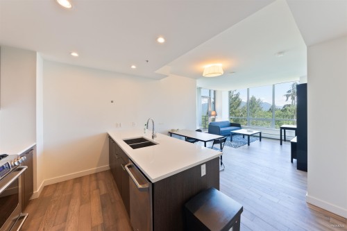 503-9080 University Crescent, Burnaby, BC 