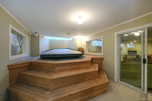 1368 Minto Crescent, Vancouver, BC 
