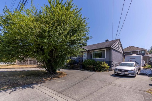 539 Schoolhouse Street, Coquitlam, BC 