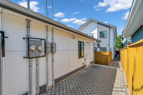 3342 24Th Avenue E, Vancouver, BC 