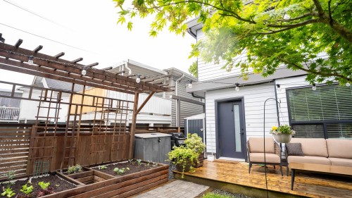 1805 37Th Avenue E, Vancouver, BC 