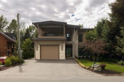 7249 Fitzsimmons Road SWhistler, BC V8E 0E6
