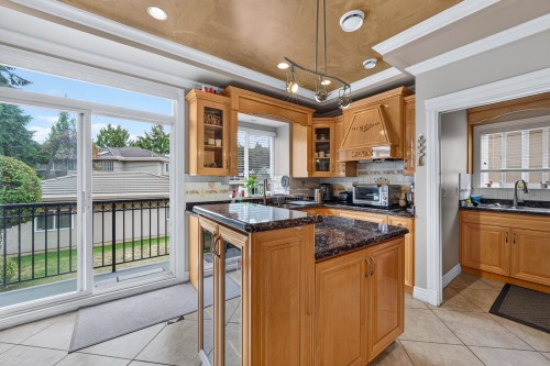 2420 Scarboro Avenue, Vancouver, BC 