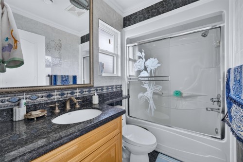 2420 Scarboro Avenue, Vancouver, BC 