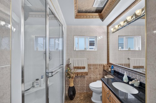 2420 Scarboro Avenue, Vancouver, BC 