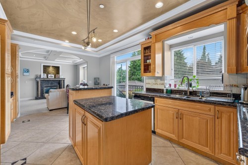 2420 Scarboro Avenue, Vancouver, BC 