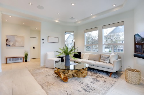 6371 London Road, Richmond, BC 