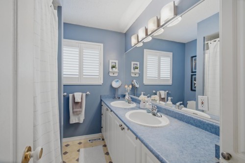 2413 Scott Place, Port Coquitlam, BC 