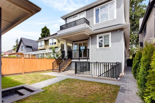 3964 21St Avenue W, Vancouver, BC 