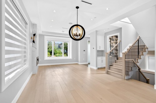 3964 21St Avenue W, Vancouver, BC 