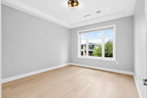 3964 21St Avenue W, Vancouver, BC 