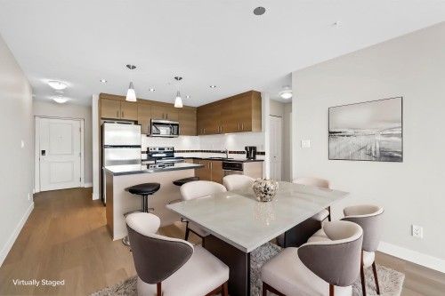 604-12079 Harris Road, Pitt Meadows, BC - Indoor Photo Showing Dining Room