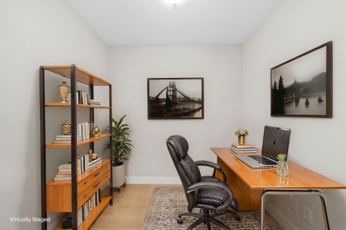 604-12079 Harris Road, Pitt Meadows, BC - Indoor Photo Showing Office