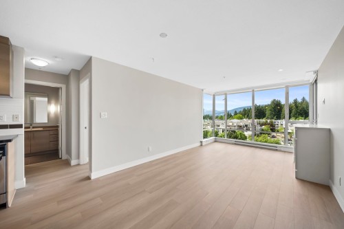 604-12079 Harris Road, Pitt Meadows, BC - Indoor Photo Showing Kitchen