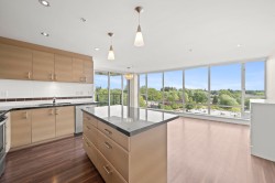 701-12079 Harris Road  Pitt Meadows, BC V3Y 0C7