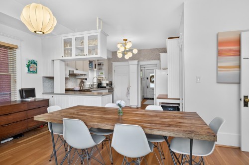 565 45Th Avenue E, Vancouver, BC 
