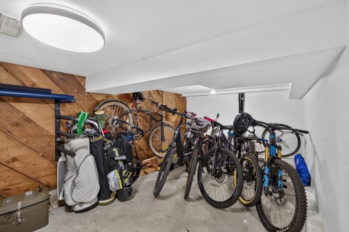 565 45Th Avenue E, Vancouver, BC 