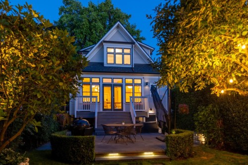 565 45Th Avenue E, Vancouver, BC 