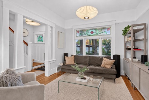 565 45Th Avenue E, Vancouver, BC 